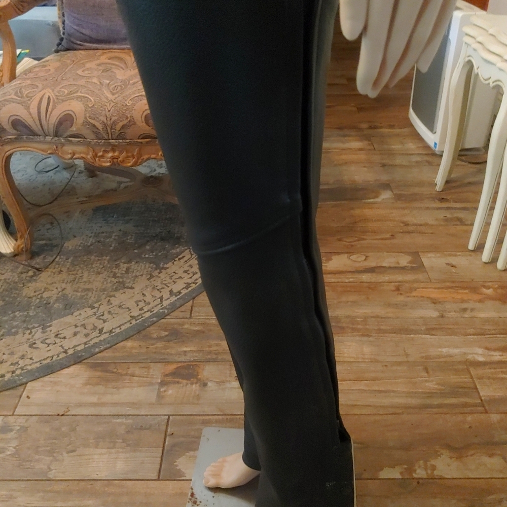 US MADE 100% LEATHER RIDING CHAPS - Picture 4 of 8